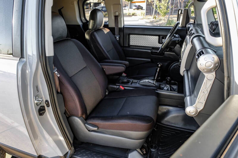 2014 Toyota FJ Cruiser