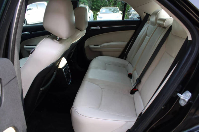 2018 Chrysler 300 Limited