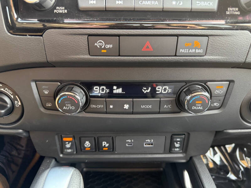 2023 Nissan Frontier SV