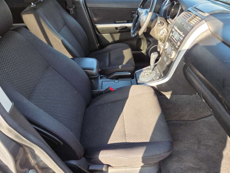 2010 Suzuki Grand Vitara Premium