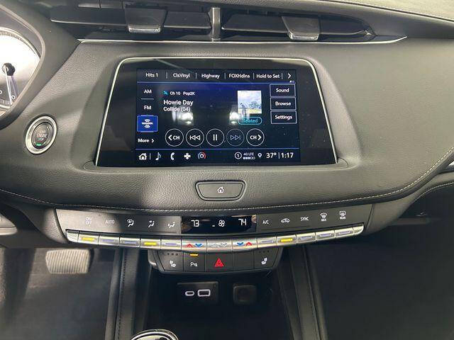 2023 Cadillac XT4 Luxury