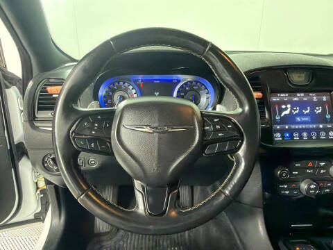 2018 Chrysler 300 S