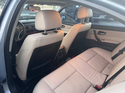 2011 BMW 3 Series 328i