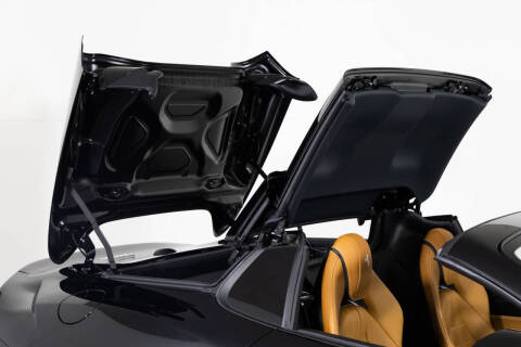 2022 Ferrari 812 GTS