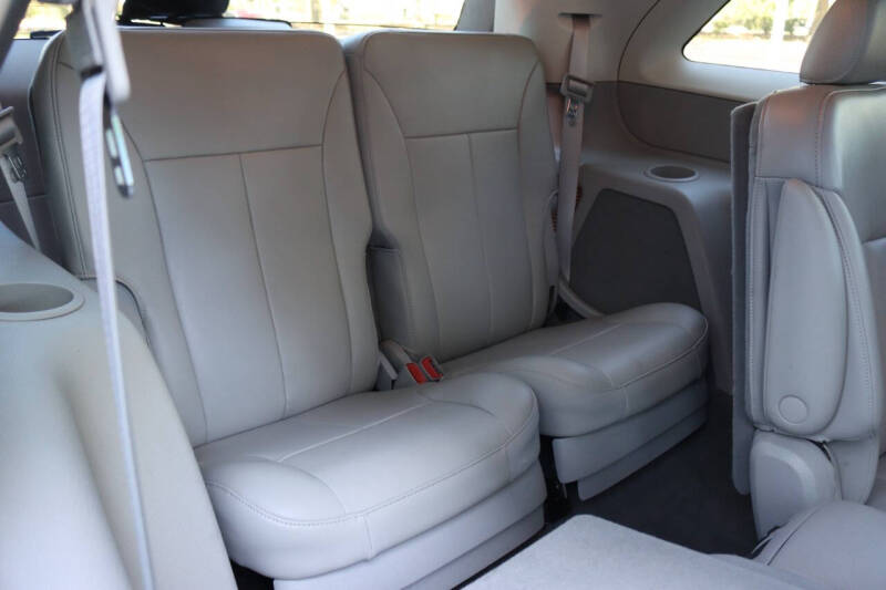 2007 Chrysler Pacifica Touring