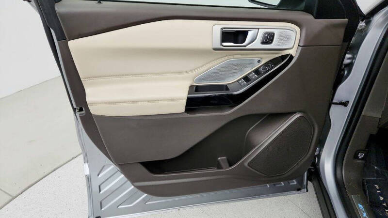 2021 Ford Explorer Platinum