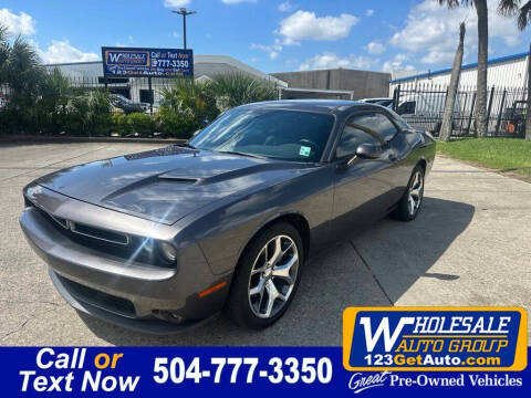 2015 Dodge Challenger SXT Plus