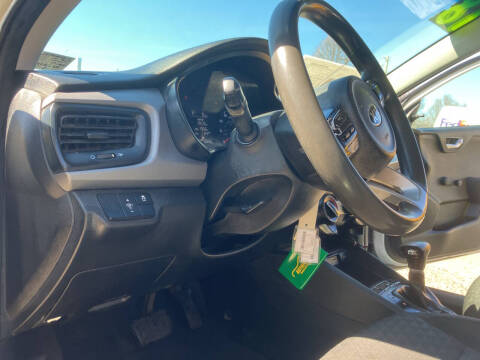 2018 Kia Rio 5-Door LX