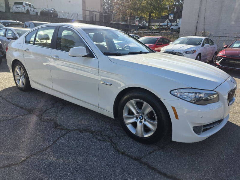 2011 BMW 5 Series 528i