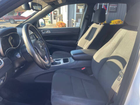 2017 Jeep Grand Cherokee Laredo