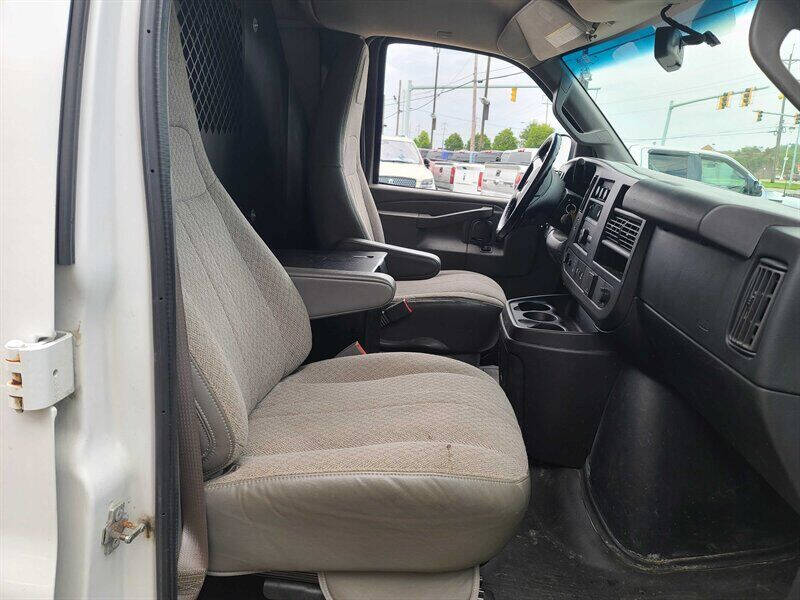 2017 Chevrolet Express 2500