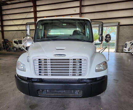 2016 Freightliner M2 106