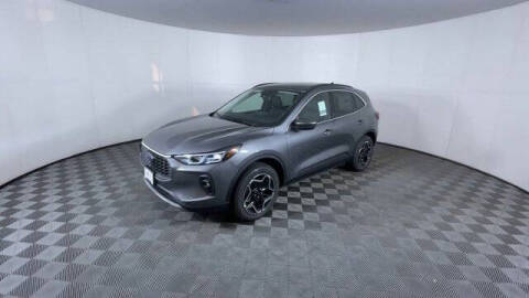 2026 Ford Escape Hybrid Platinum