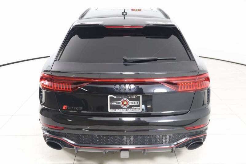 2023 Audi RS Q8 4.0T quattro