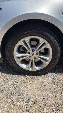2018 Ford Taurus SEL