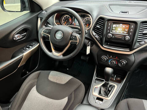 2018 Jeep Cherokee Latitude