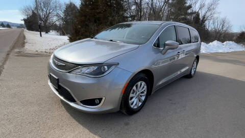 2019 Chrysler Pacifica Touring Plus