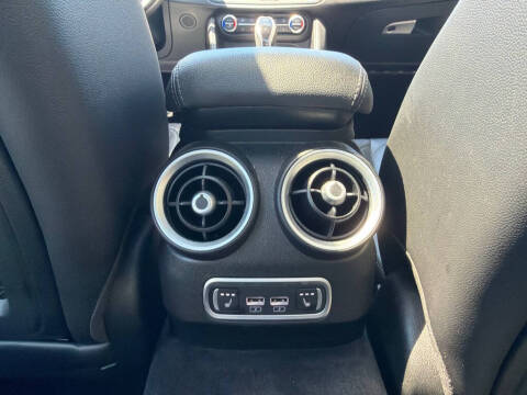 2022 Alfa Romeo Giulia