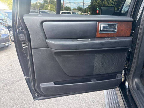 2017 Lincoln Navigator L Select