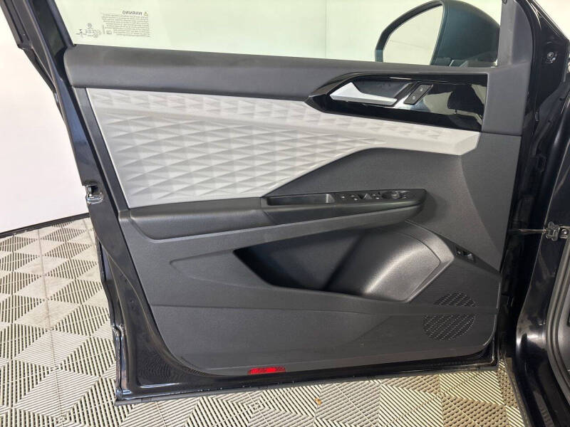 2022 Volkswagen Taos S