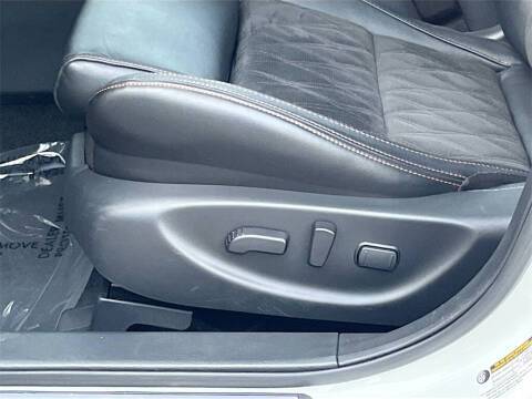 2022 Nissan Maxima 3.5 SR