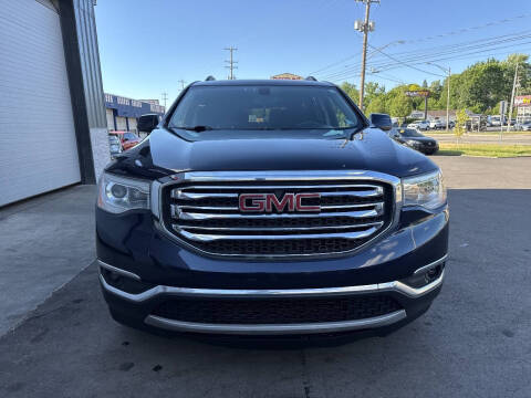 2017 GMC Acadia SLE-2