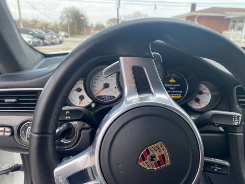 2016 Porsche 911 Turbo S