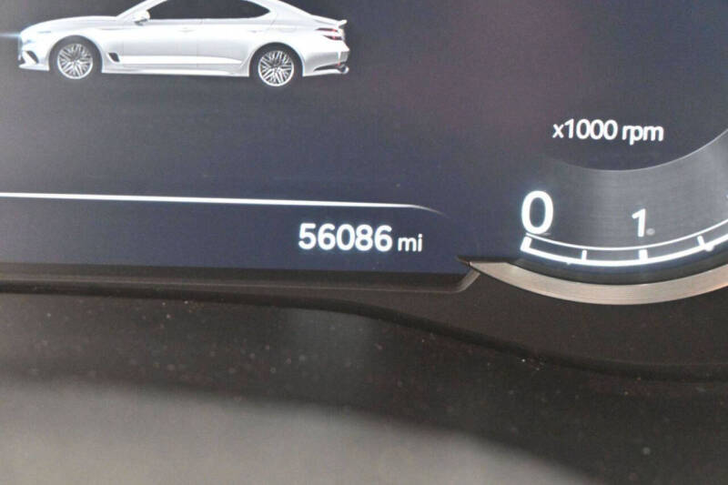 2023 Genesis G70