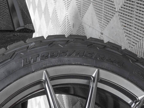 2025 Cadillac Escalade-V