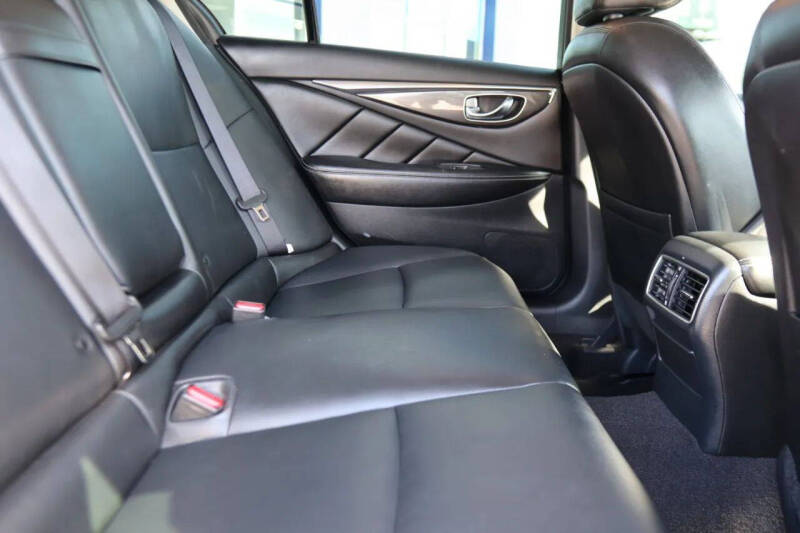 2018 Infiniti Q50 2.0T Luxe