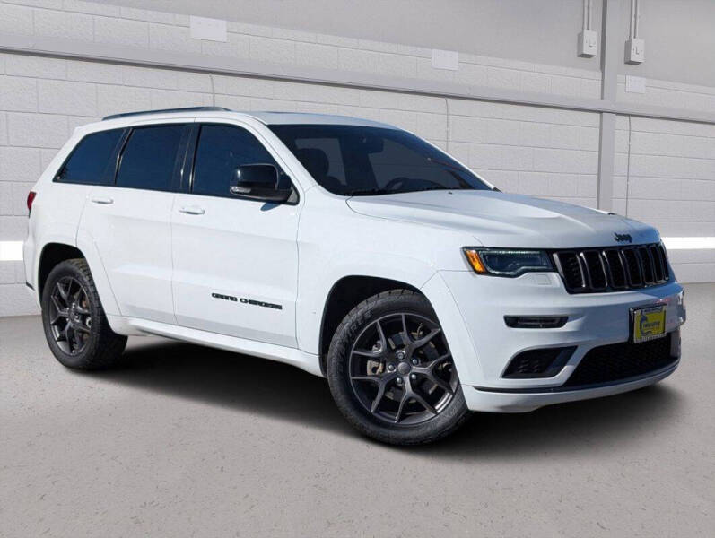 2019 Jeep Grand Cherokee for sale at New Wave Auto Brokers & Sales in Denver CO