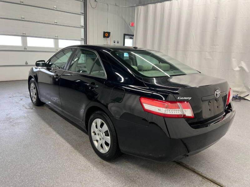 2011 Toyota Camry LE
