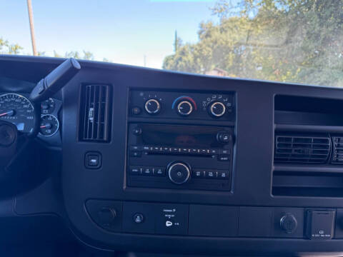 2016 Chevrolet Express LT 3500