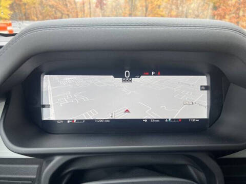 2025 Land Rover Defender 90 P400 X-Dynamic SE