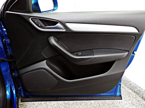 2017 Audi Q3 2.0T quattro Premium