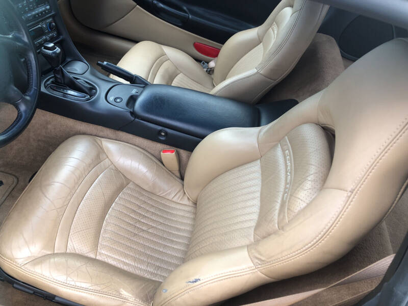 2004 Chevrolet Corvette