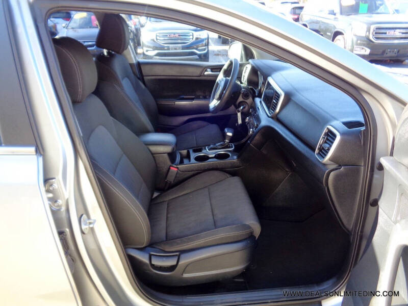 2022 Kia Sportage LX