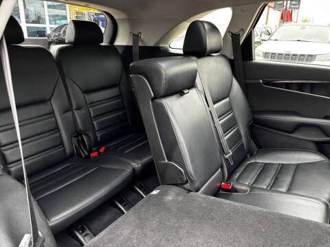 2020 Kia Sorento EX V6