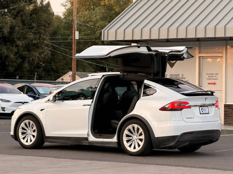 2020 Tesla Model X