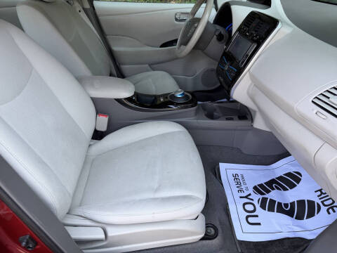2013 Nissan LEAF SV