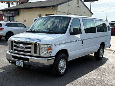 2011 Ford E-Series E-350 SD XLT