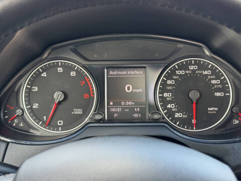 2012 Audi Q5 3.2 quattro Premium Plus