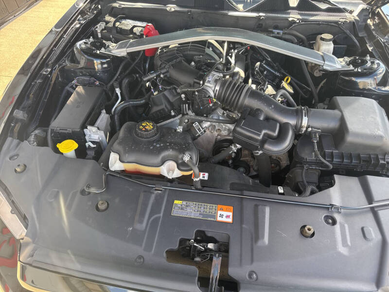 2013 Ford Mustang V6 Premium