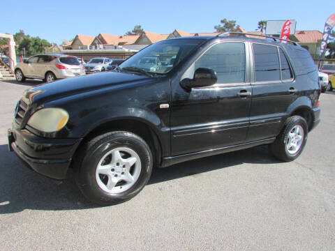 2000 Mercedes-Benz M-Class ML 320