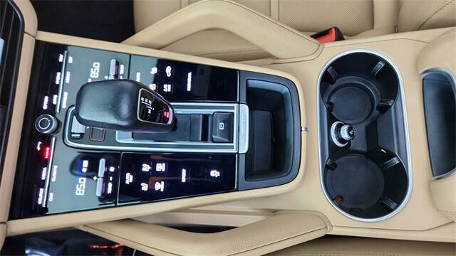 2022 Porsche Cayenne