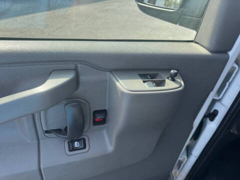 2021 GMC Savana 2500