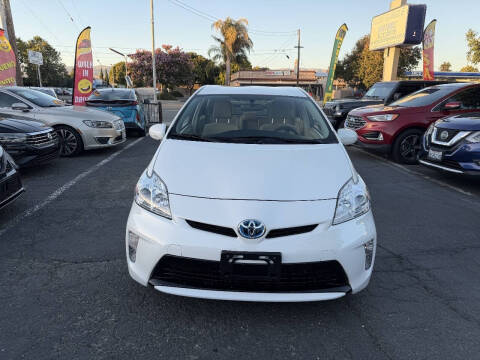 2014 Toyota Prius Two