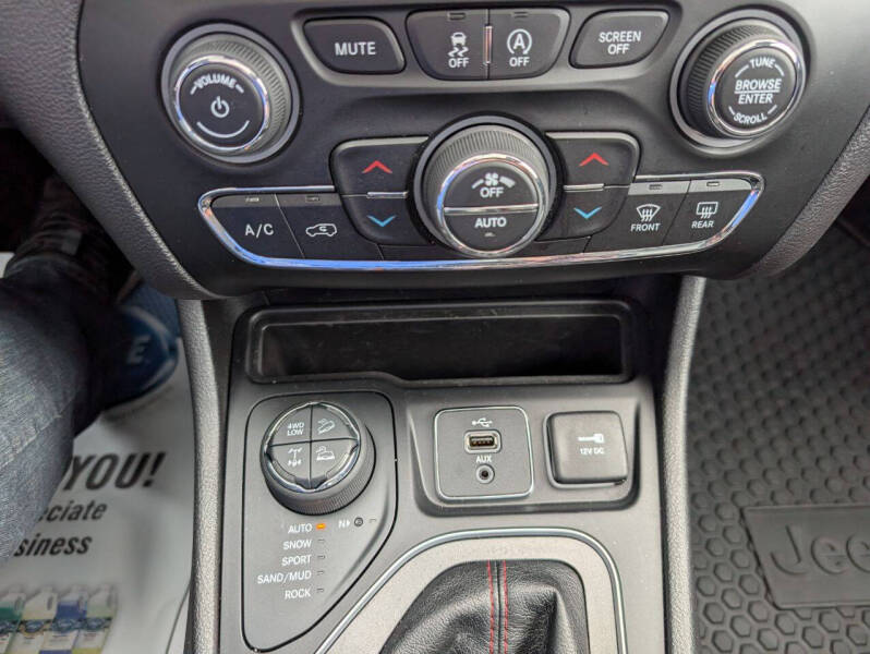 2019 Jeep Cherokee Trailhawk Elite