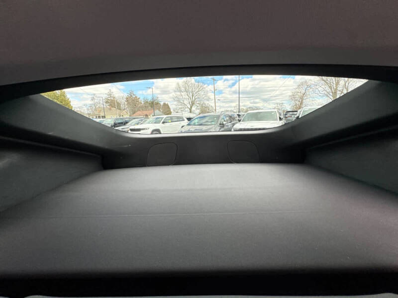 2025 Tesla Model Y Performance