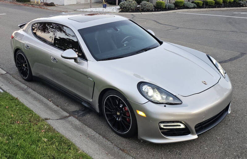 2013 Porsche Panamera GTS